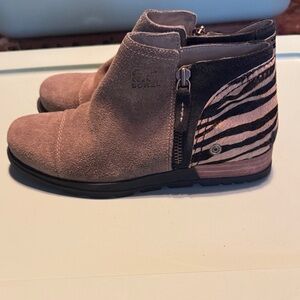 Sorel Brown Suede Ankle Boots